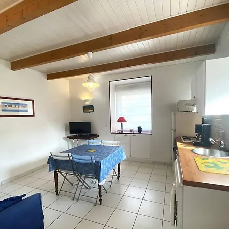 Maison Bretonne A 200m De La Saint-guirec, Ploumanac'h, 2 Chambres, Jardin Ferme - Fr-1-368-124