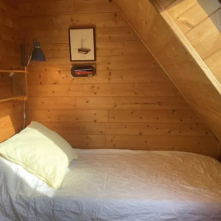Maison Bretonne A 200m De La Saint-guirec, Ploumanac'h, 2 Chambres, Jardin Ferme - Fr-1-368-124 * Perros-Guirec